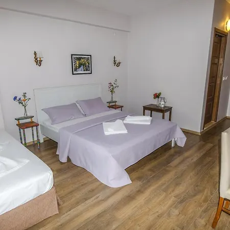 Karaburun Konak Hotel