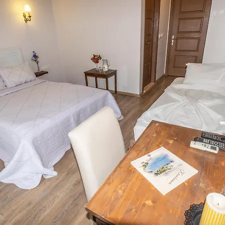 호텔 Karaburun Konak Hotel