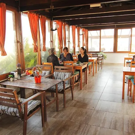 Karaburun Konak Hotel *